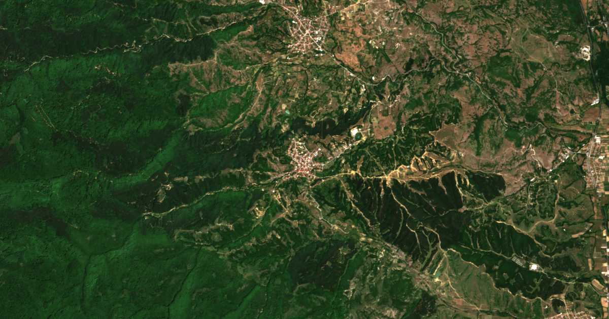 Mapa por satélite de Lǎžnica