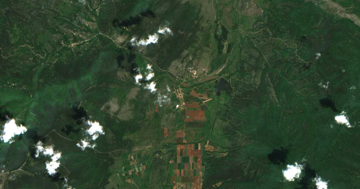 Mapa por satélite de Nova Lovča