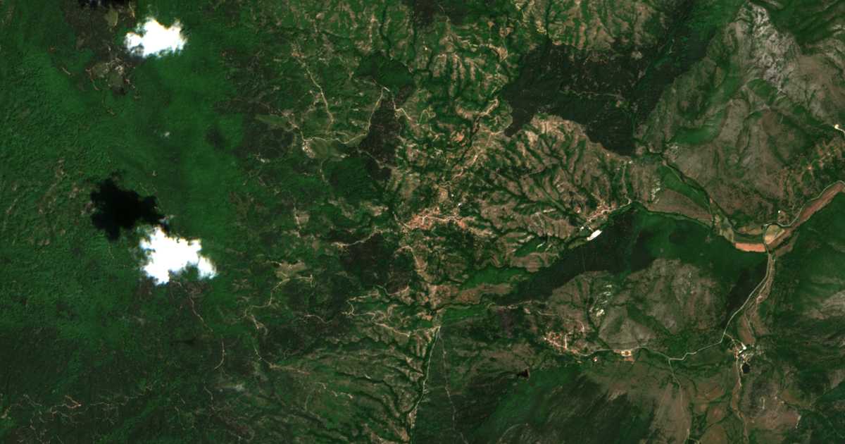Mapa por satélite de Tešovo