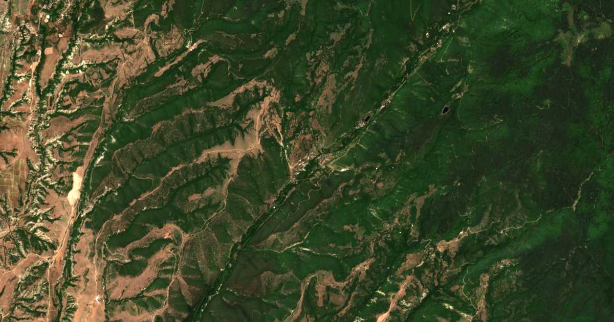 Mapa por satélite de Liljanovo