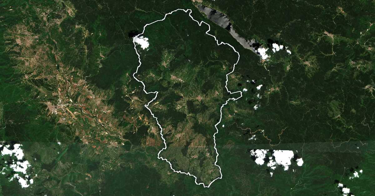Imagen de satélite con el límite trazado: Satovcha