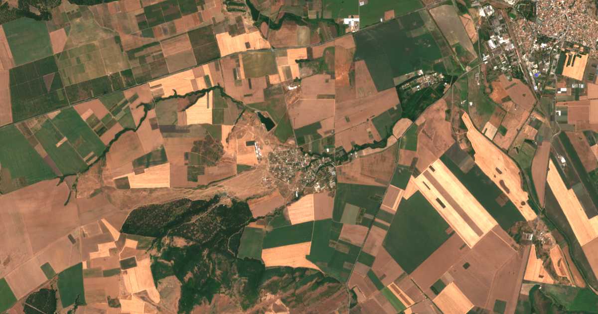 Mapa por satélite de Pirne