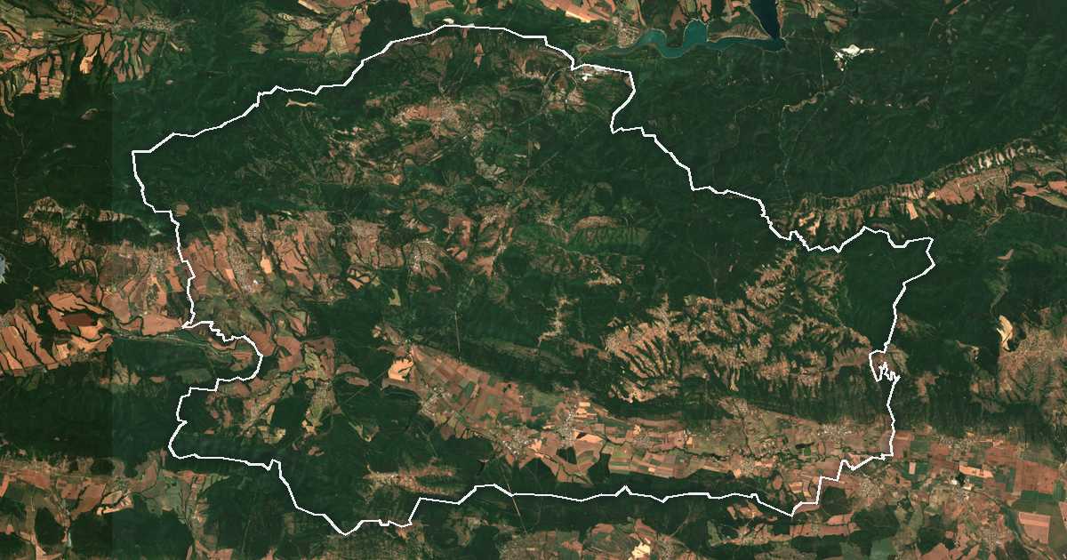Imagen de satélite con el límite trazado: Ruen