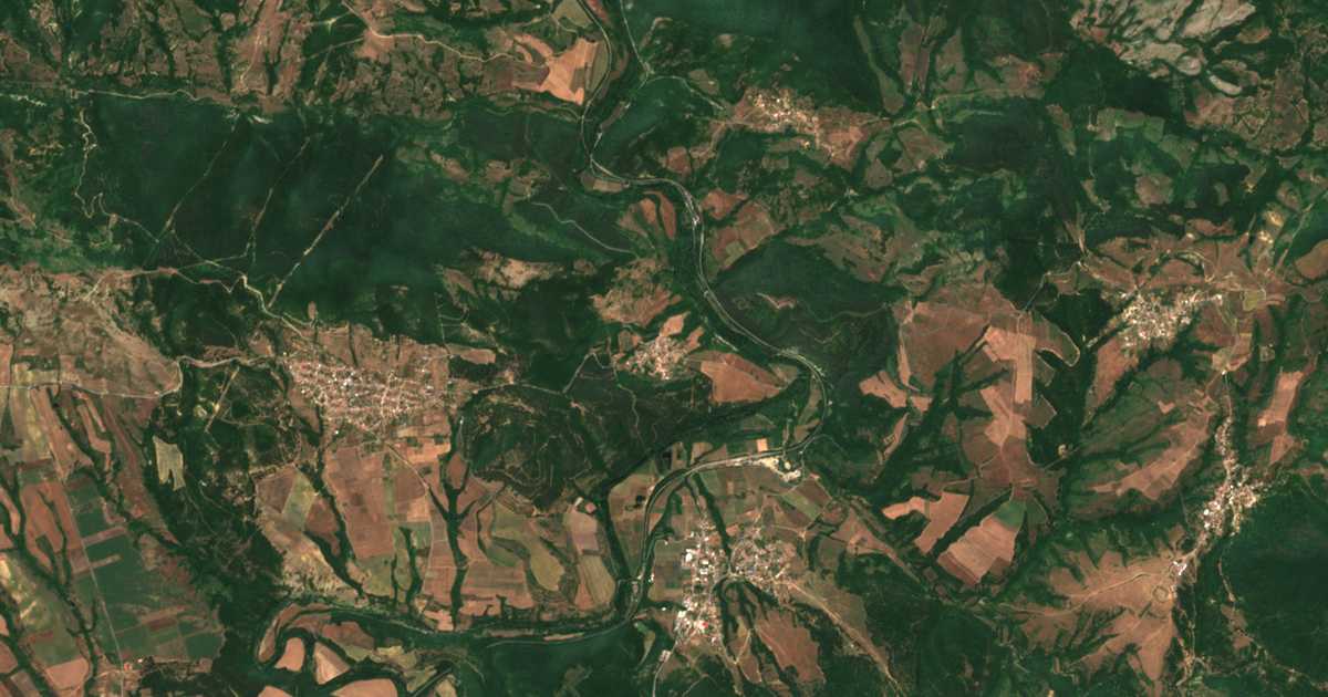 Mapa por satélite de Višna
