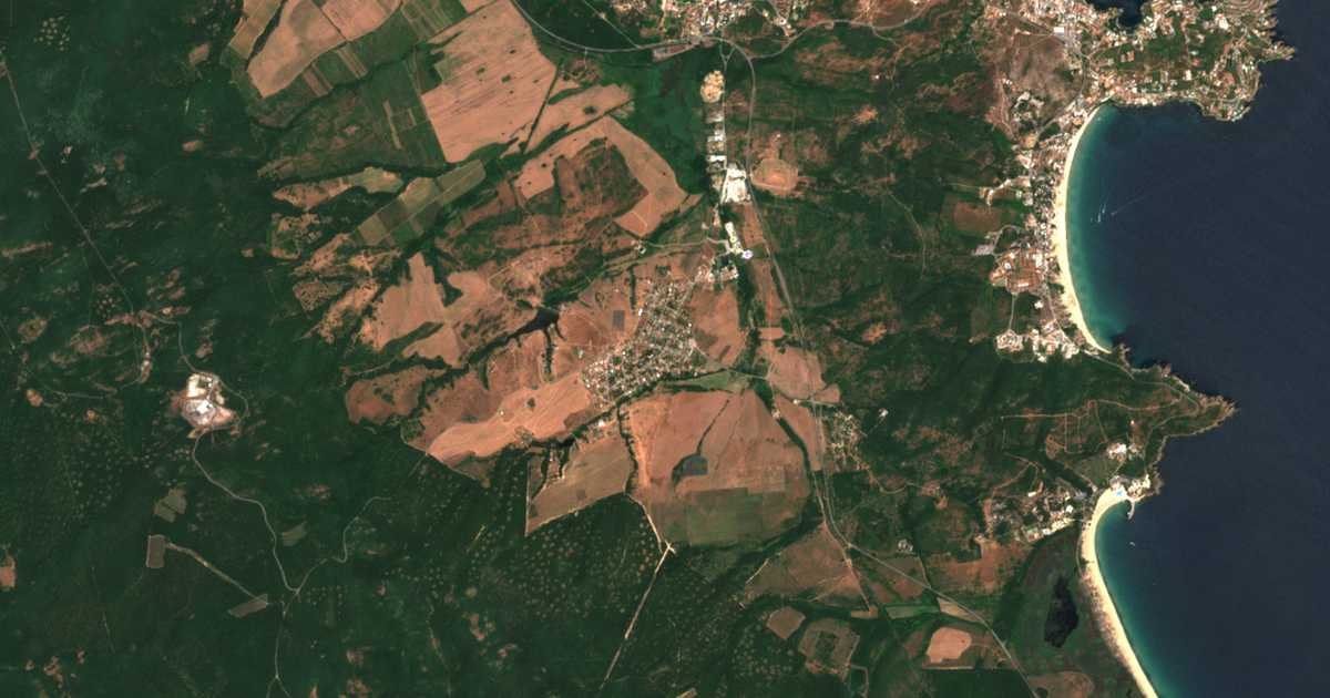 Mapa por satélite de Ravadinovo