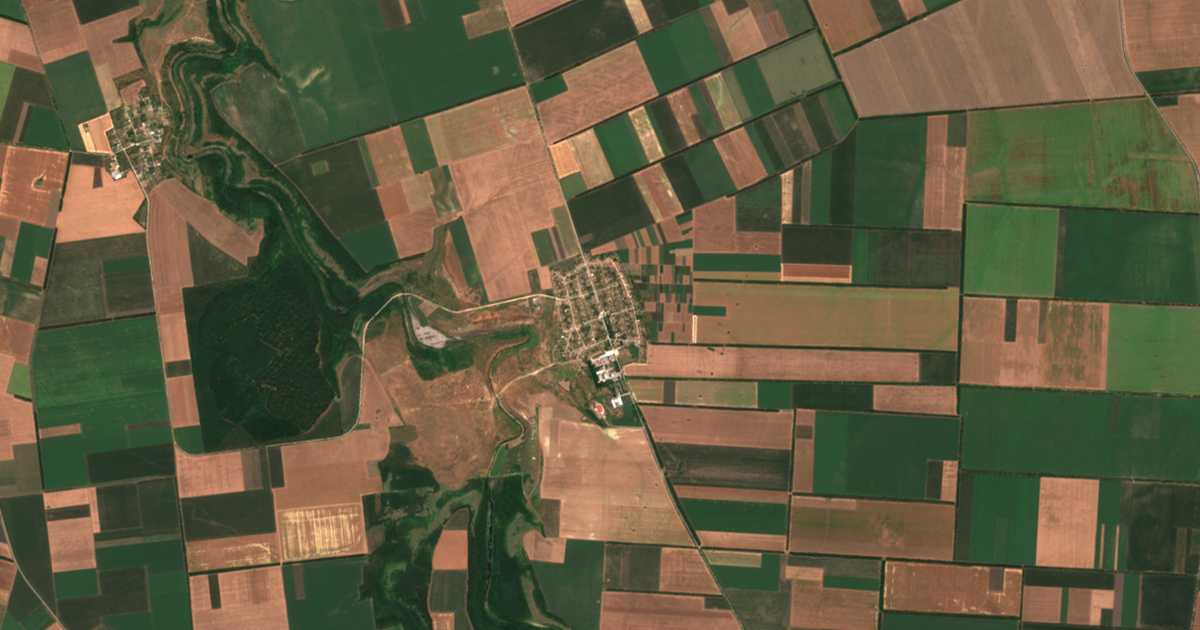 Mapa por satélite de Božurovo