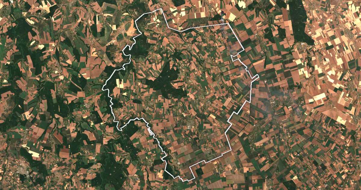 Imagen de satélite con el límite trazado: Krushari