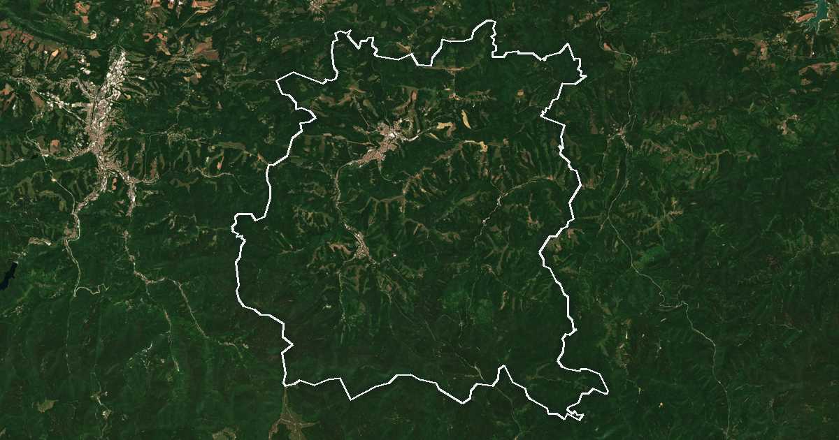 Imagen de satélite con el límite trazado: Tryavna