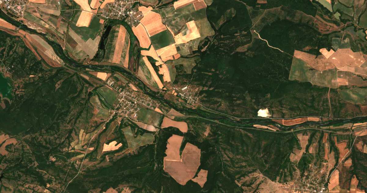 Mapa por satélite de Rajnovo