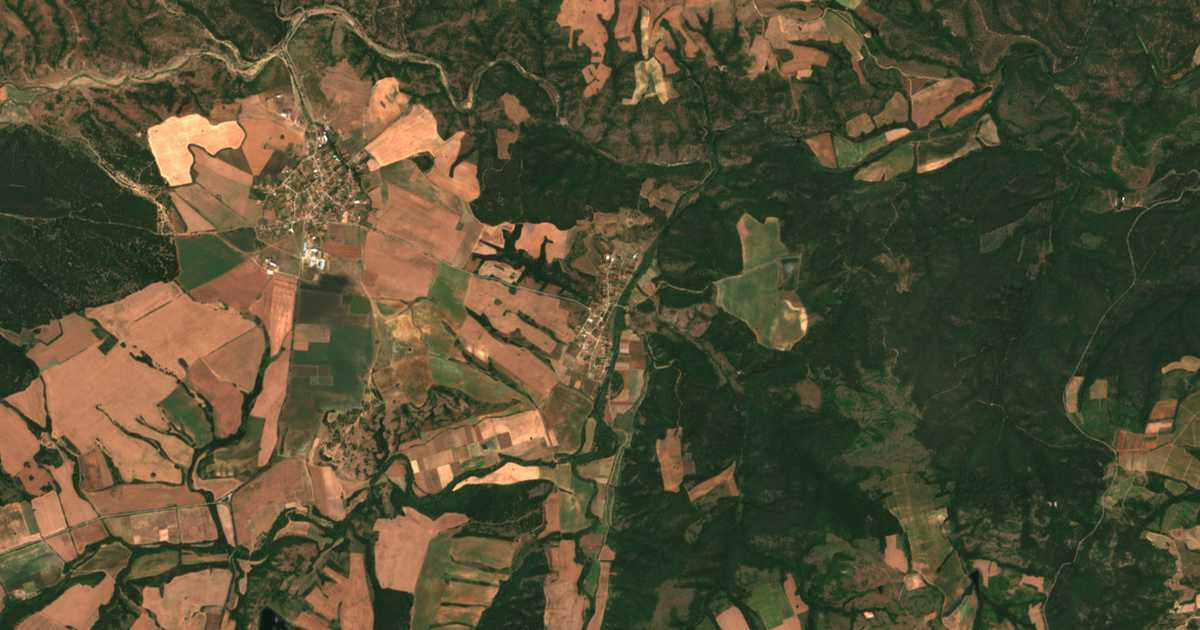 Mapa por satélite de Lešnikovo