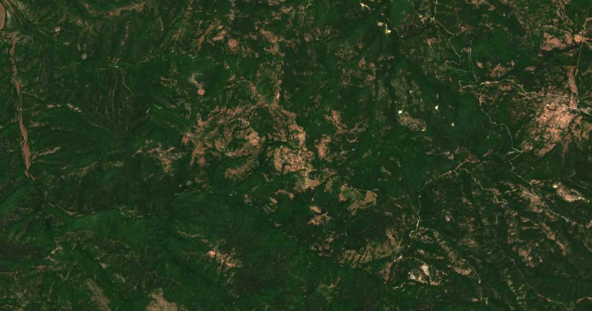 Mapa por satélite de Černičino