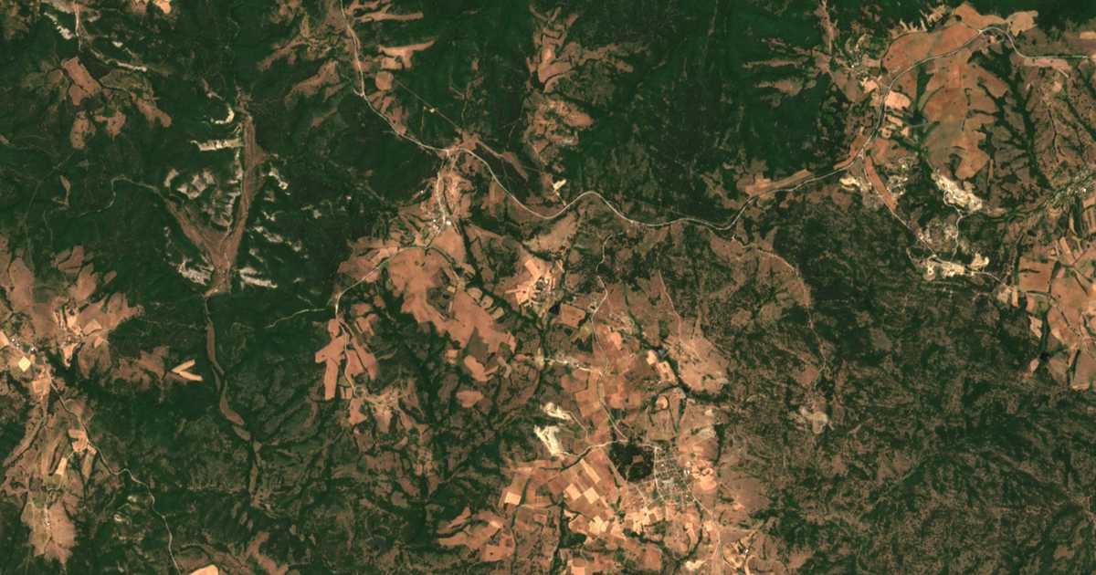 Mapa por satélite de Nova livada