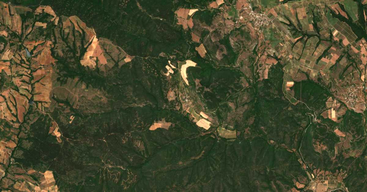 Mapa por satélite de Orešino
