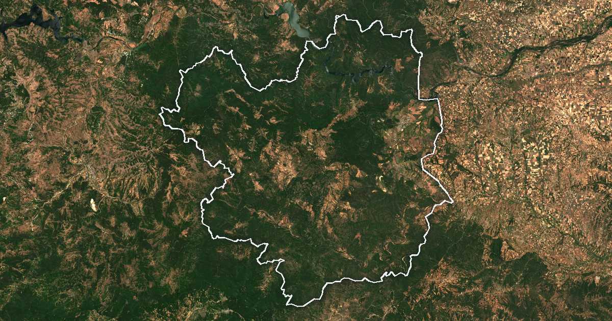 Imagen de satélite con el límite trazado: Ivaylovgrad