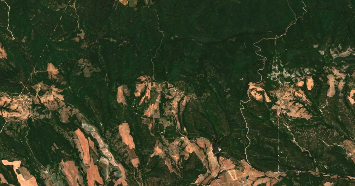 Mapa por satélite de Zlatoustovo