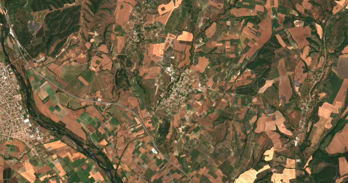 Mapa por satélite de Momkovo