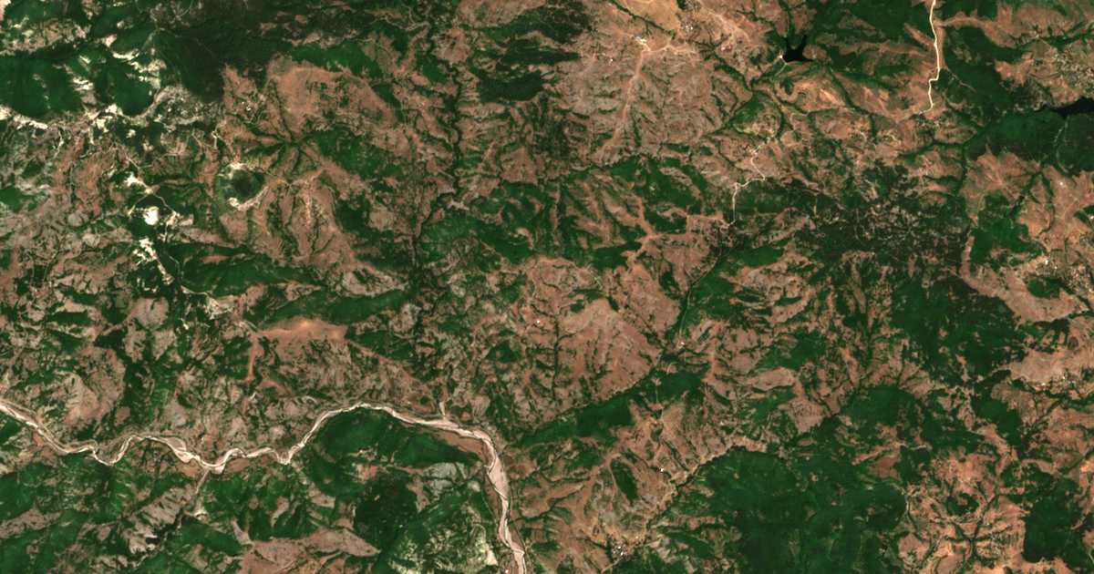 Mapa por satélite de Kucovo