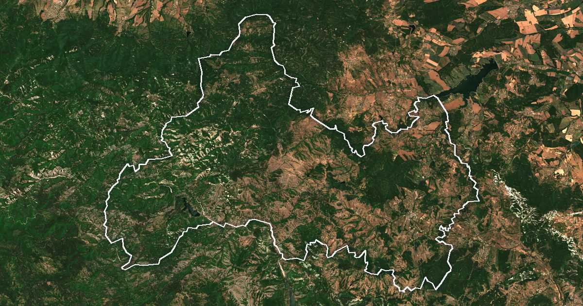Imagen de satélite con el límite trazado: Chernoochene