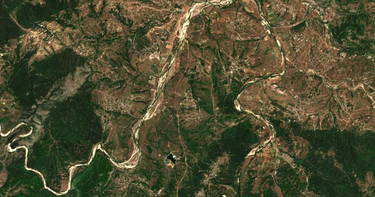 Mapa por satélite de Pǎrvica