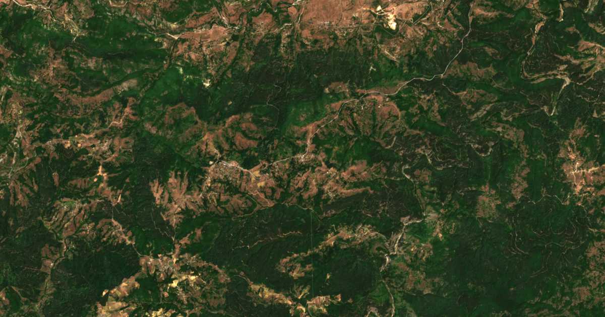 Mapa por satélite de Leštarka