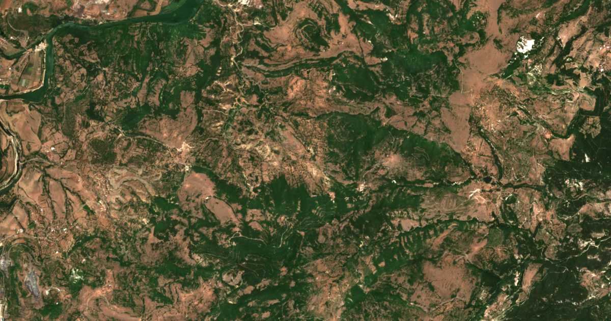 Mapa por satélite de Čomakovo