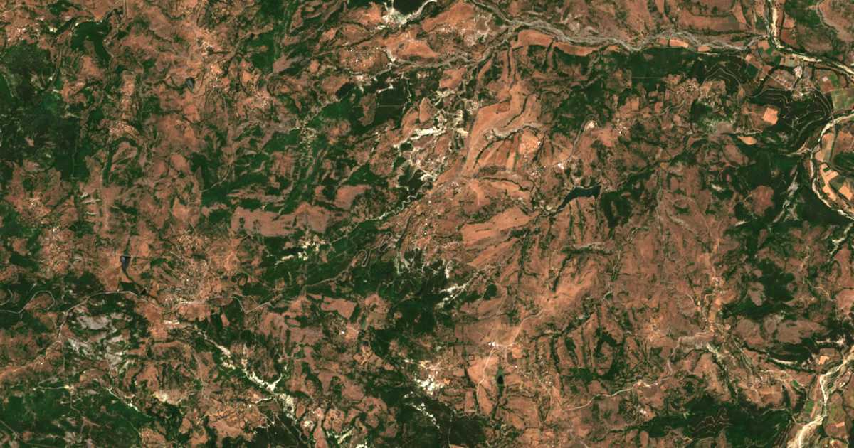 Mapa por satélite de Karamfil