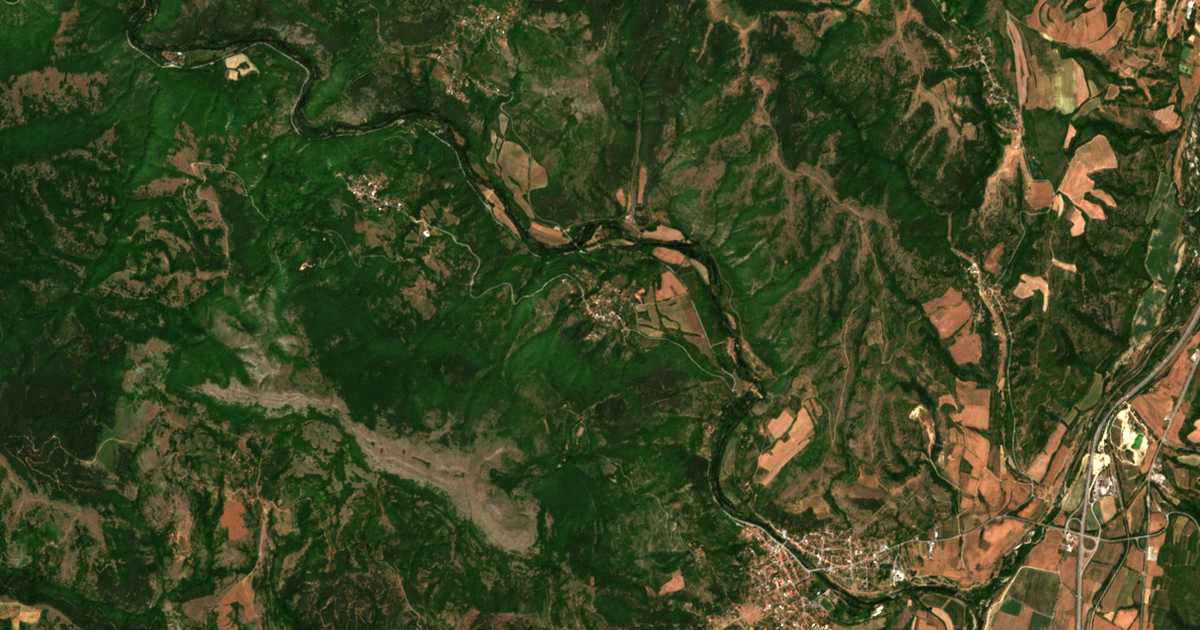 Mapa por satélite de Dobrovo