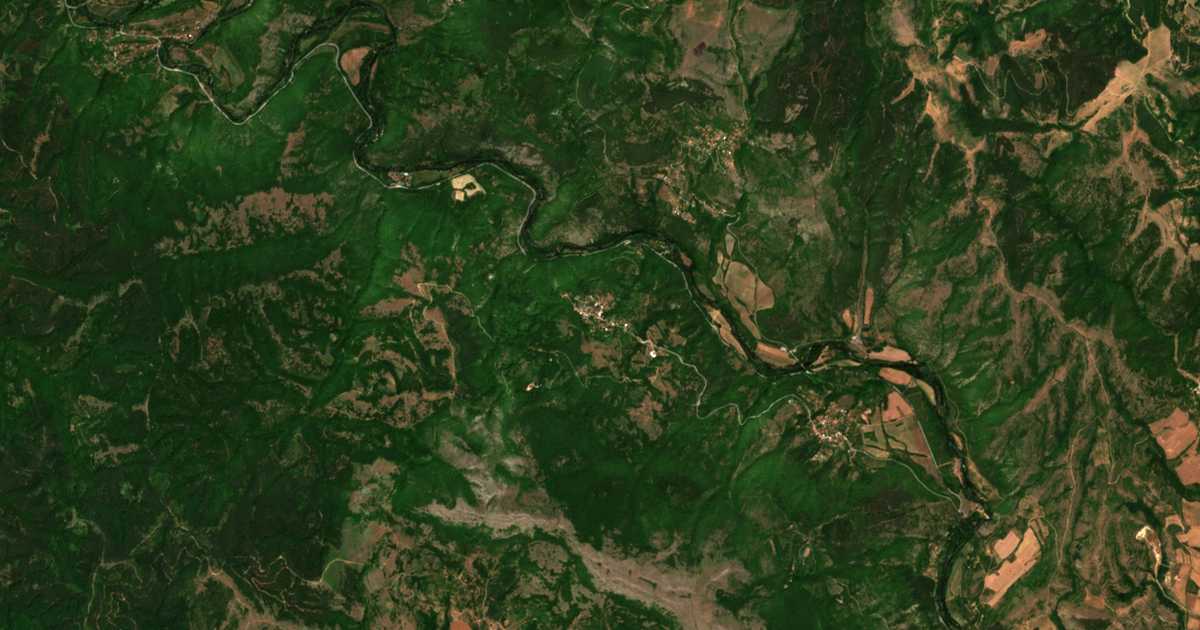 Mapa por satélite de Skrino