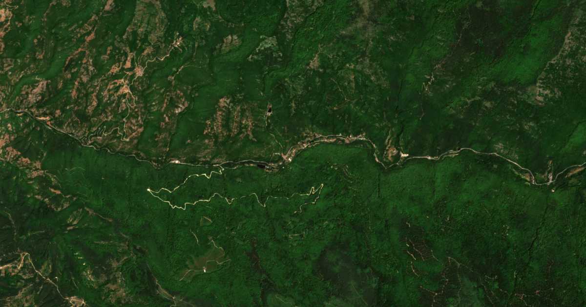 Mapa por satélite de Pastra