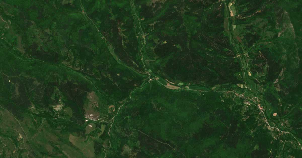 Mapa por satélite de Sredorek