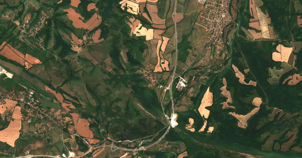 Mapa por satélite de Pešterna