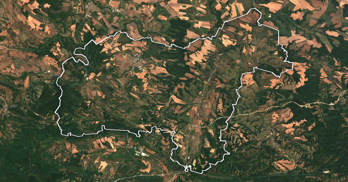 Imagen de satélite con el límite trazado: Lukovit