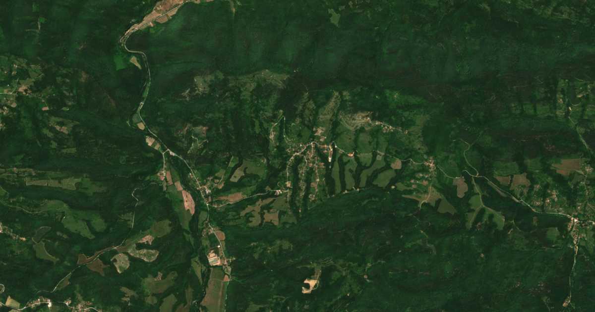 Mapa por satélite de Gumoštnik