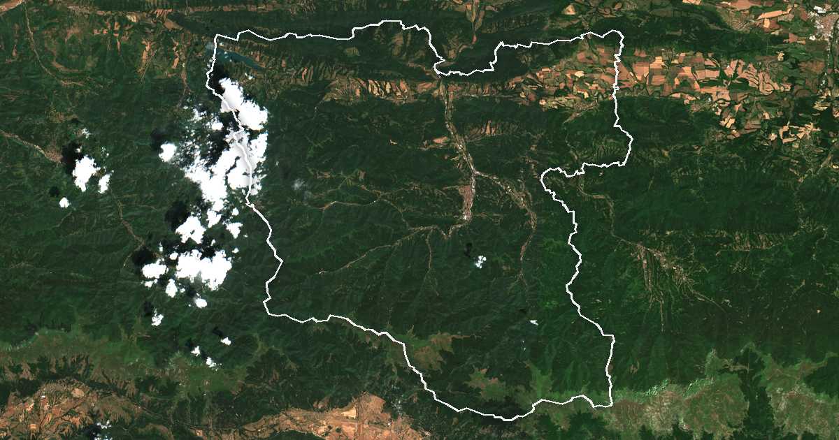 Imagen de satélite con el límite trazado: Troyan