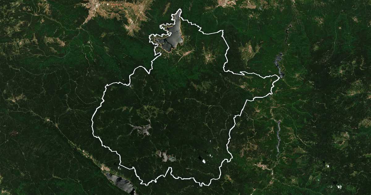 Imagen de satélite con el límite trazado: Batak