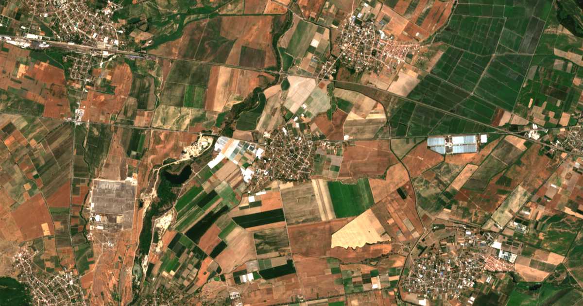 Mapa por satélite de Lozen