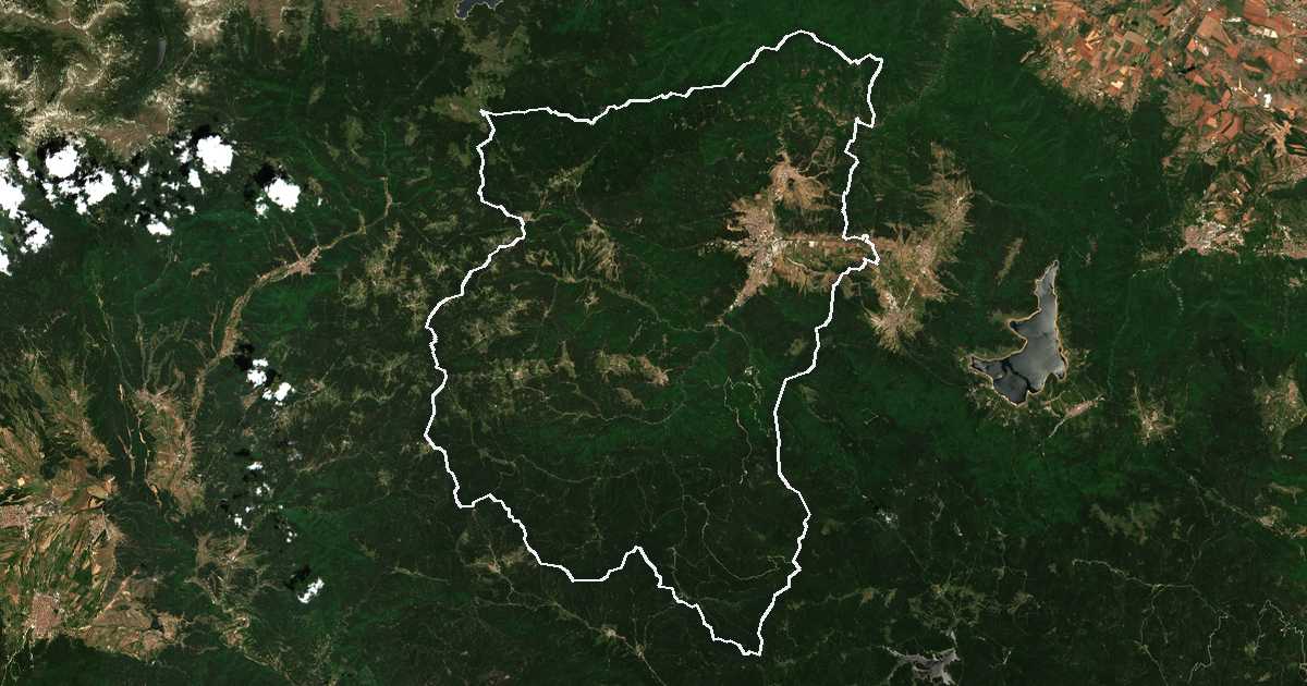 Imagen de satélite con el límite trazado: Velingrad