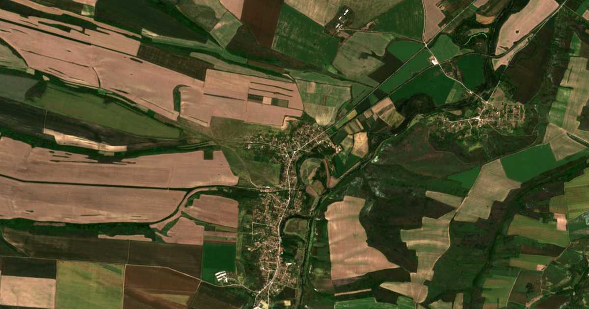 Mapa por satélite de Komárevo