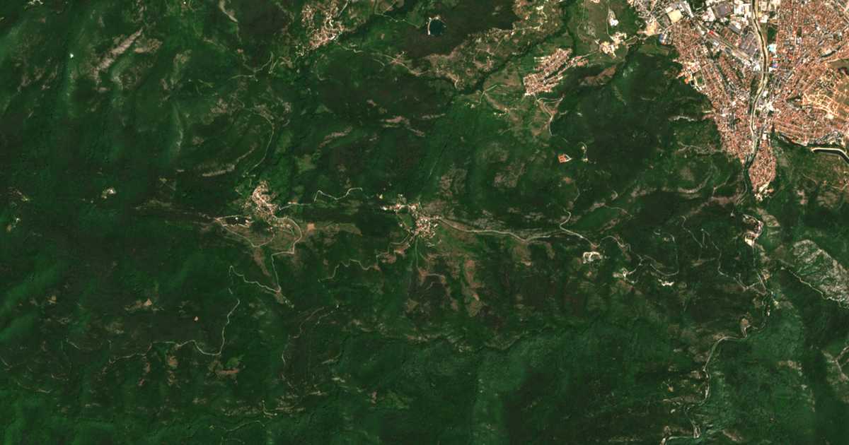 Mapa por satélite de Ljaskovo