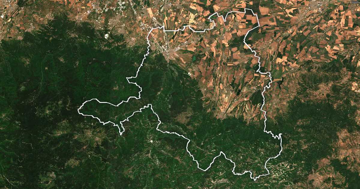 Imagen de satélite con el límite trazado: Asenovgrad