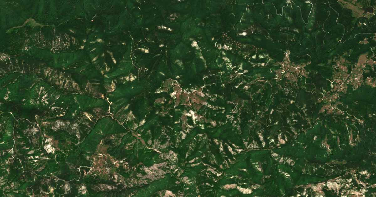 Mapa por satélite de Uzunovo