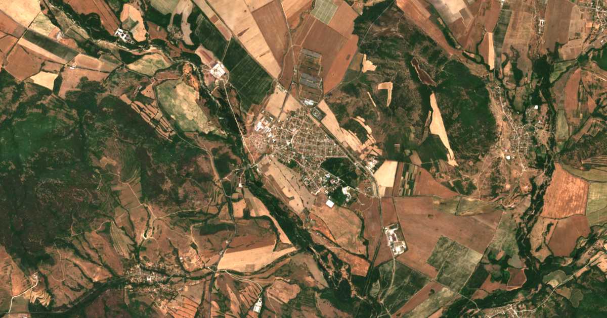 Mapa por satélite de Banya