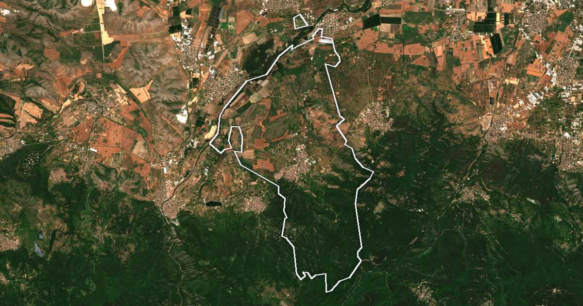 Imagen de satélite con el límite trazado: Peruštica