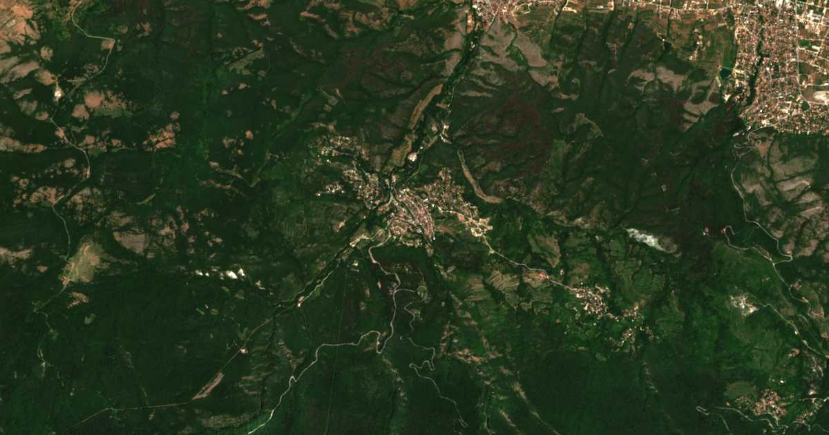 Mapa por satélite de Hrabrino