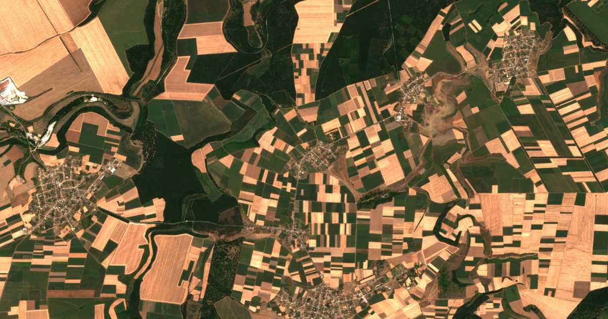 Mapa por satélite de Sredoselci