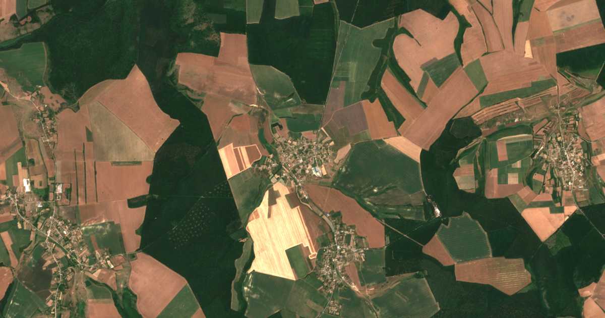 Mapa por satélite de Ljatno