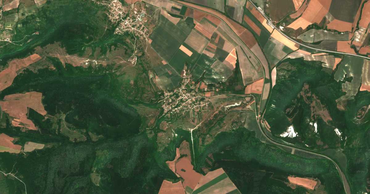 Mapa por satélite de Mogila