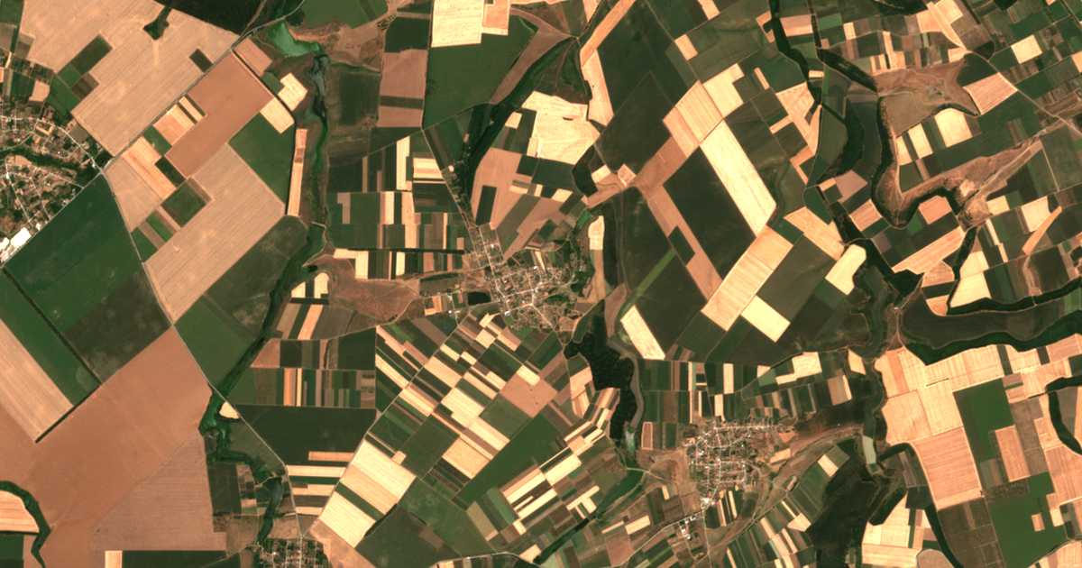 Mapa por satélite de Dičevo