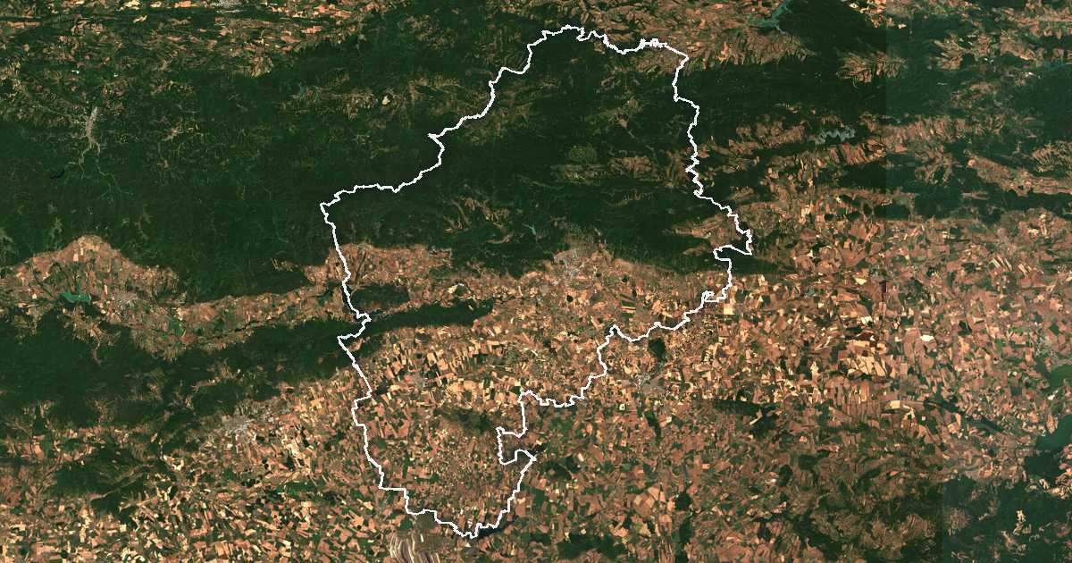 Imagen de satélite con el límite trazado: Sliven