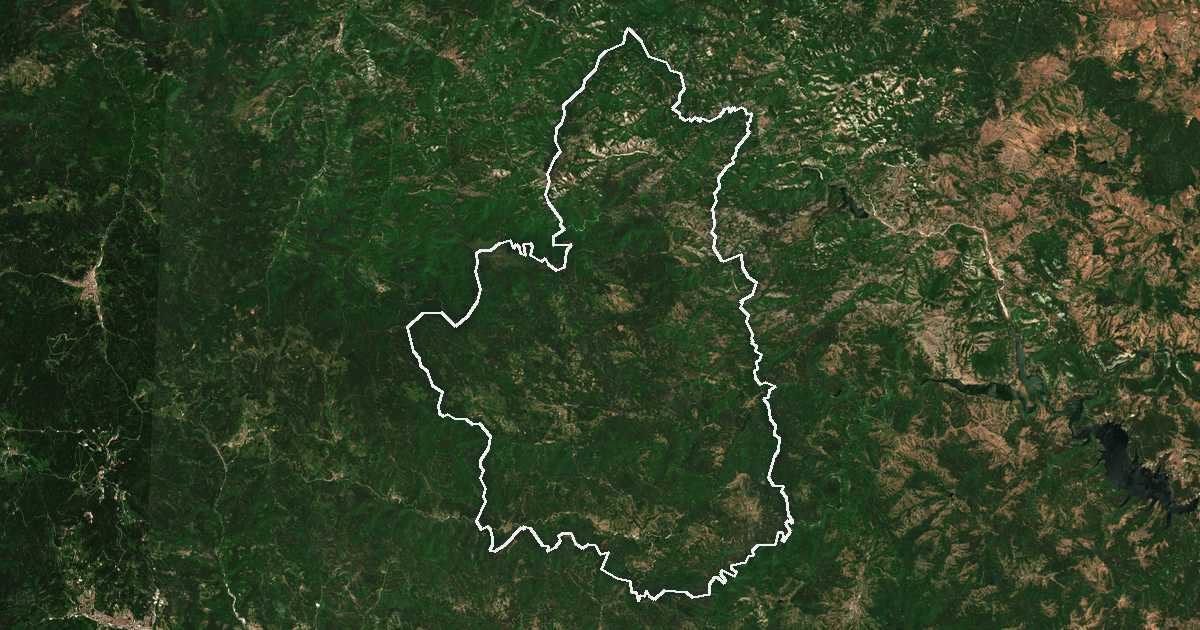 Imagen de satélite con el límite trazado: Banite